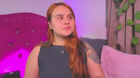 EVY online show from September 26, 2025, 4:49 am