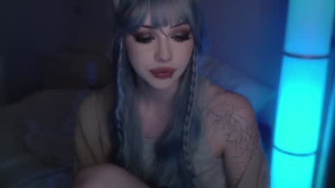 Alyson online show from January 22, 2025, 4:02 am