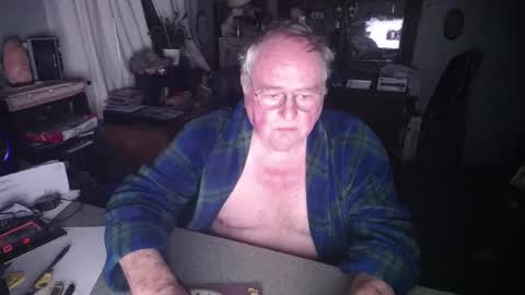 EXCEOS online show from January 22, 2025, 3:07 pm