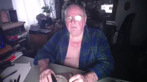 EXCEOS online show from February 3, 2025, 3:38 pm