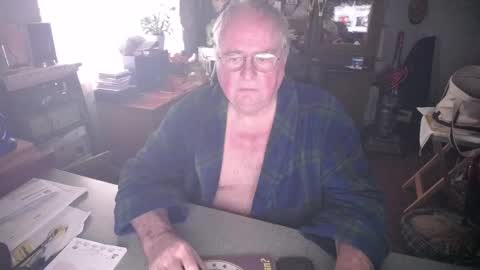 EXCEOS online show from March 11, 2025, 3:34 pm