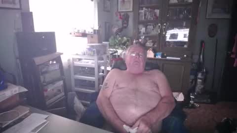 EXCEOS online show from November 14, 2025, 4:28 pm