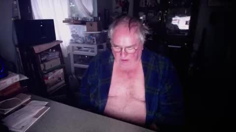 EXCEOS online show from November 20, 2025, 3:34 pm