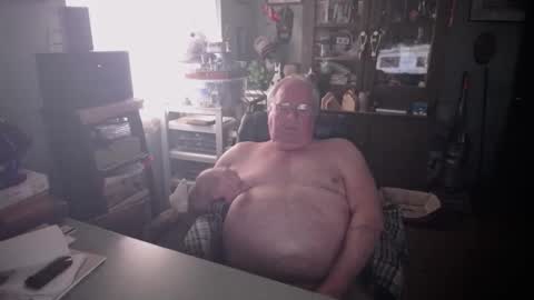 EXCEOS online show from April 3, 2026, 4:05 pm