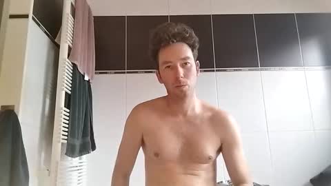 Excuteboy online show from February 20, 2026, 2:39 pm