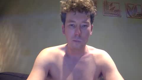 Excuteboy online show from March 6, 2026, 4:31 am