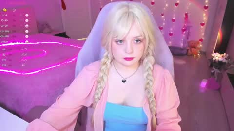  Amy  online show from February 26, 2025, 9:32 am