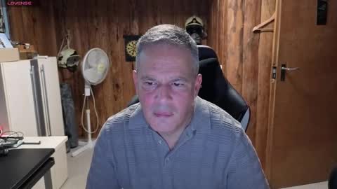 Snapshot of exibe1219 chatting on December 23, 2024, 11:25 am exibe1219 online show from December 23, 2024, 11:25 am