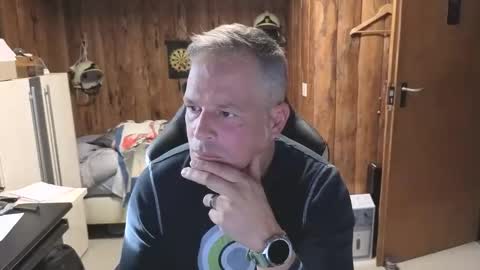 Snapshot of exibe1219 chatting on November 6, 2025, 9:43 am exibe1219 online show from November 6, 2025, 9:43 am