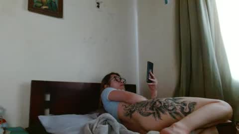 Exolizz online show from December 19, 2024, 8:23 pm