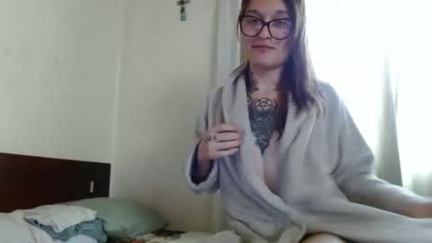 Exolizz online show from January 2, 2025, 3:29 pm