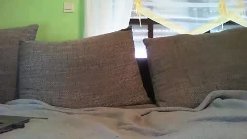 mi insta maddin 5011 online show from January 24, 2025, 11:04 am