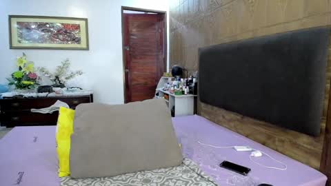 Snapshot of exotic_angel69 chatting on March 11, 2025, 6:53 am voloptous mommy angel online show from March 11, 2025, 6:53 am