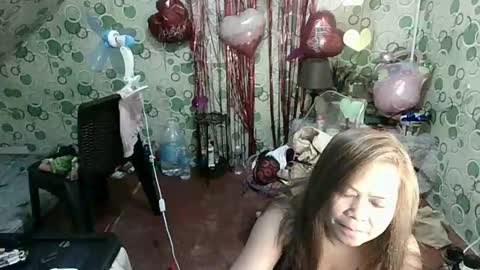 exoticapril01 online show from February 21, 2026, 7:48 pm