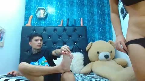 exotichot_couple online show from March 6, 2025, 3:02 am