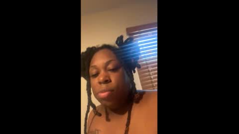 exotiiccmonroe1 online show from November 28, 2025, 3:58 pm