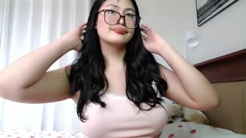 Snapshot of expensive_candyx chatting on March 14, 2026, 2:50 am Candy online show from March 14, 2026, 2:50 am