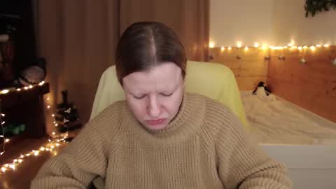 Crystal online show from February 16, 2025, 5:59 pm