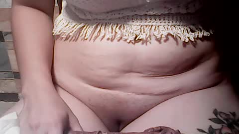 Snapshot of extremelydmilkyboobs chatting on July 27, 2026, 11:39 am extremelydmilkyboobs online show from July 27, 2026, 11:39 am