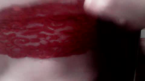 Snapshot of extremelydmilkyboobs chatting on July 30, 2026, 11:04 pm extremelydmilkyboobs online show from July 30, 2026, 11:04 pm