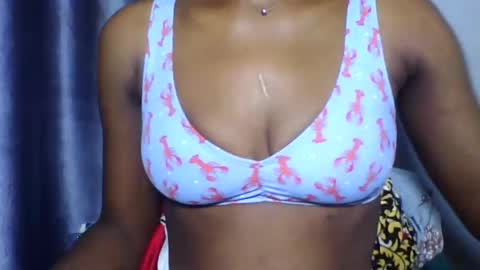 extremelywetgirl_ online show from May 14, 2026, 6:47 pm