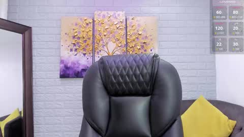      online show from November 8, 2025, 1:44 pm