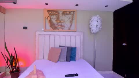      online show from February 19, 2026, 5:53 pm