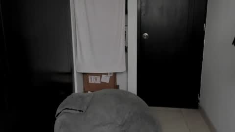 Emily online show from December 21, 2024, 2:58 pm