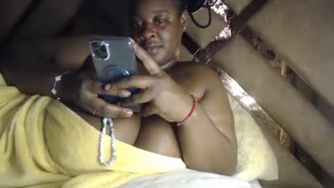 eyshaexotii online show from September 15, 2025, 4:12 am