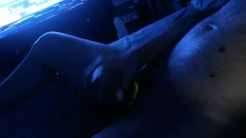 ezeddie2015 online show from January 1, 2025, 1:04 am