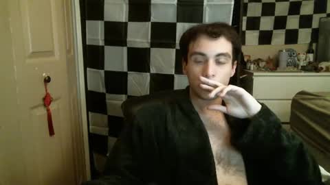 Ezra Naamah online show from January 21, 2025, 1:39 am