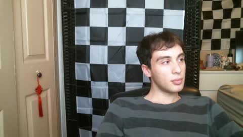 Ezra Naamah online show from January 21, 2025, 6:02 pm