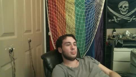 Ezra Naamah online show from November 26, 2025, 1:06 am