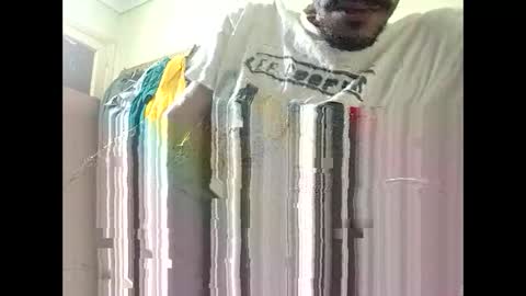 Snapshot of ezz_3zoo1 chatting on June 3, 2026, 2:03 am weza online show from June 3, 2026, 2:03 am