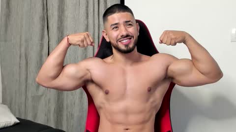 Ezzio Scolaro online show from September 27, 2025, 11:54 pm