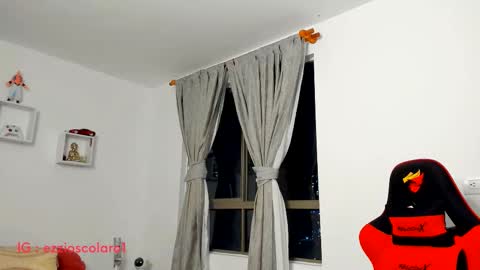 Ezzio Scolaro online show from December 4, 2025, 12:53 am