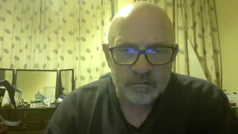 f1zzeek online show from May 18, 2026, 10:37 pm