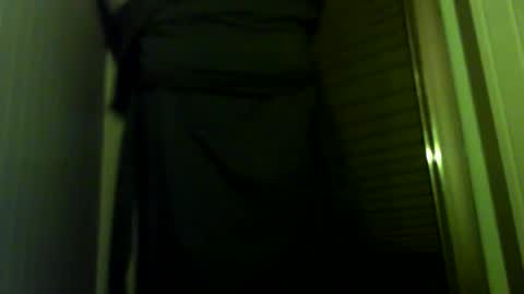 f4rtmaker online show from March 5, 2025, 6:12 am