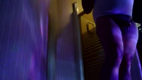 f4rtmaker online show from September 17, 2025, 4:25 am