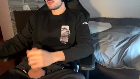 Call me bitch online show from January 20, 2025, 11:56 am