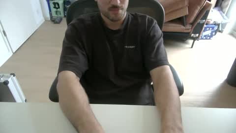 Call me bitch online show from December 22, 2025, 12:02 pm