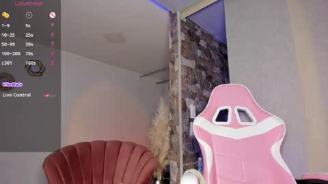 Thianna online show from December 16, 2024, 8:31 am