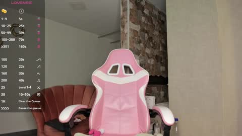 Thianna online show from December 16, 2024, 11:33 am