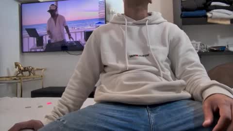 fabiano_hernandes30 online show from February 13, 2026, 10:11 am