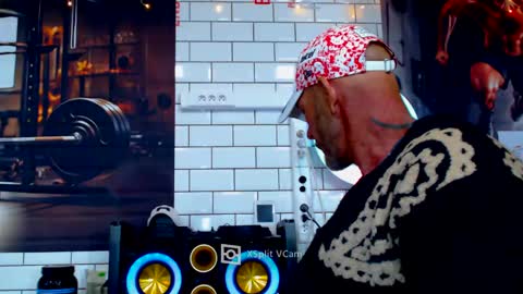 fabxxxl online show from December 10, 2024, 9:01 am