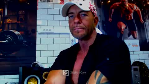 fabxxxl online show from December 24, 2024, 8:33 am