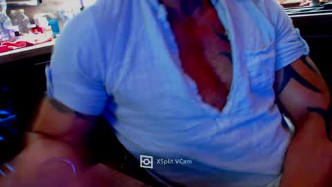 fabxxxl online show from January 1, 2025, 9:09 pm