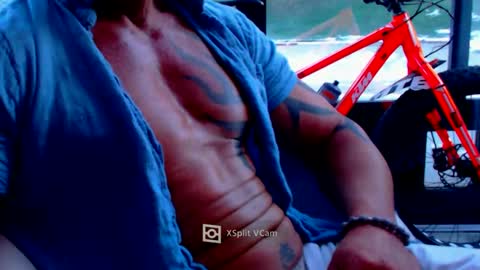 fabxxxl online show from January 13, 2025, 8:37 am