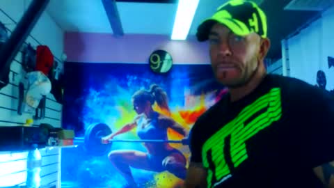 fabxxxl online show from November 15, 2025, 10:12 am