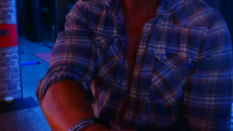 fabxxxl online show from March 27, 2026, 9:03 pm